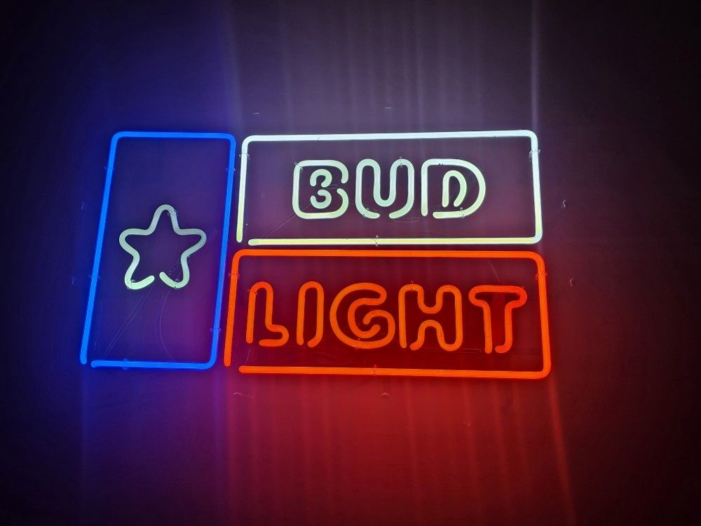Bud Light NEON SIGN
