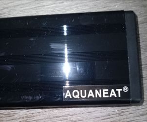 Aquaneat aquarium light. Simple on/off operation. For 10 gallon aquariums. New open stock item