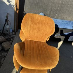 2 Chairs