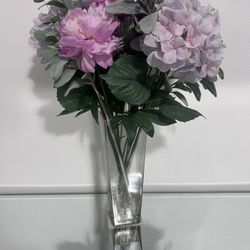 Flower TAKING OFFERS NEED GONE TODAY