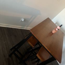 Dining Room Table 