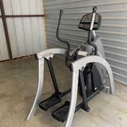 Cybex 425 Arc Trainers 