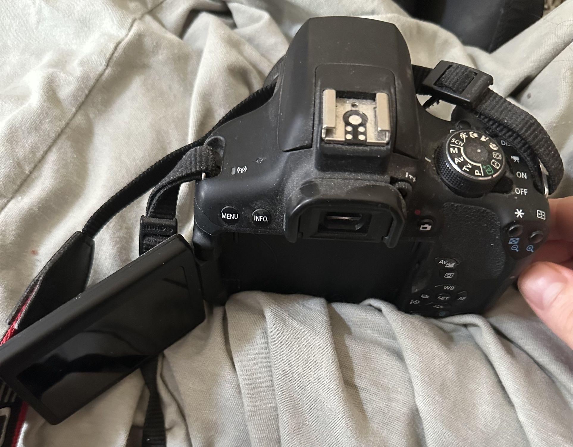 Canon Rebel T6i