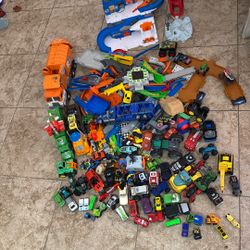 Pistas De Hotweels Y Carros Para Niños Por $20