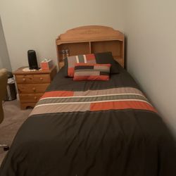 Twin Sized Bed Set Very Great Condition Mattress Included