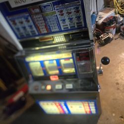 Red White And Blue Slot Machine 