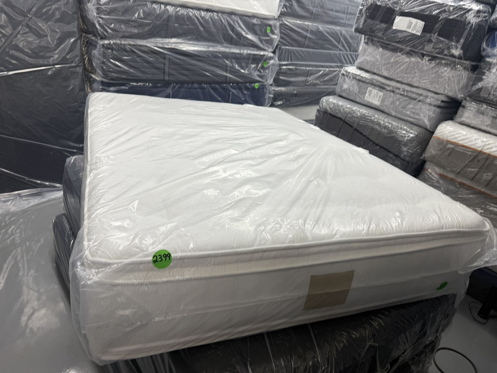QUEEN SIZE SHIFMAN RESTORE DOUBLE SIDED LATEX HYBRID MATTRESS & BOX SPRING BED SET