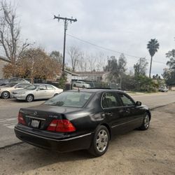 2001 Lexus LS 430