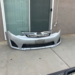 2014 Camry Fromt Bumper And Grille