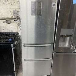 refrigerator  kinchi24 inches 