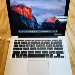 MacBook Pro FAST intel i7 Processor QUICK 500GB Solid State Drive RELIABLE 8GB RAM