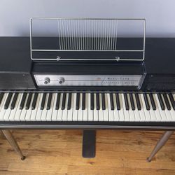 Wurlitzer 200A Electric Piano