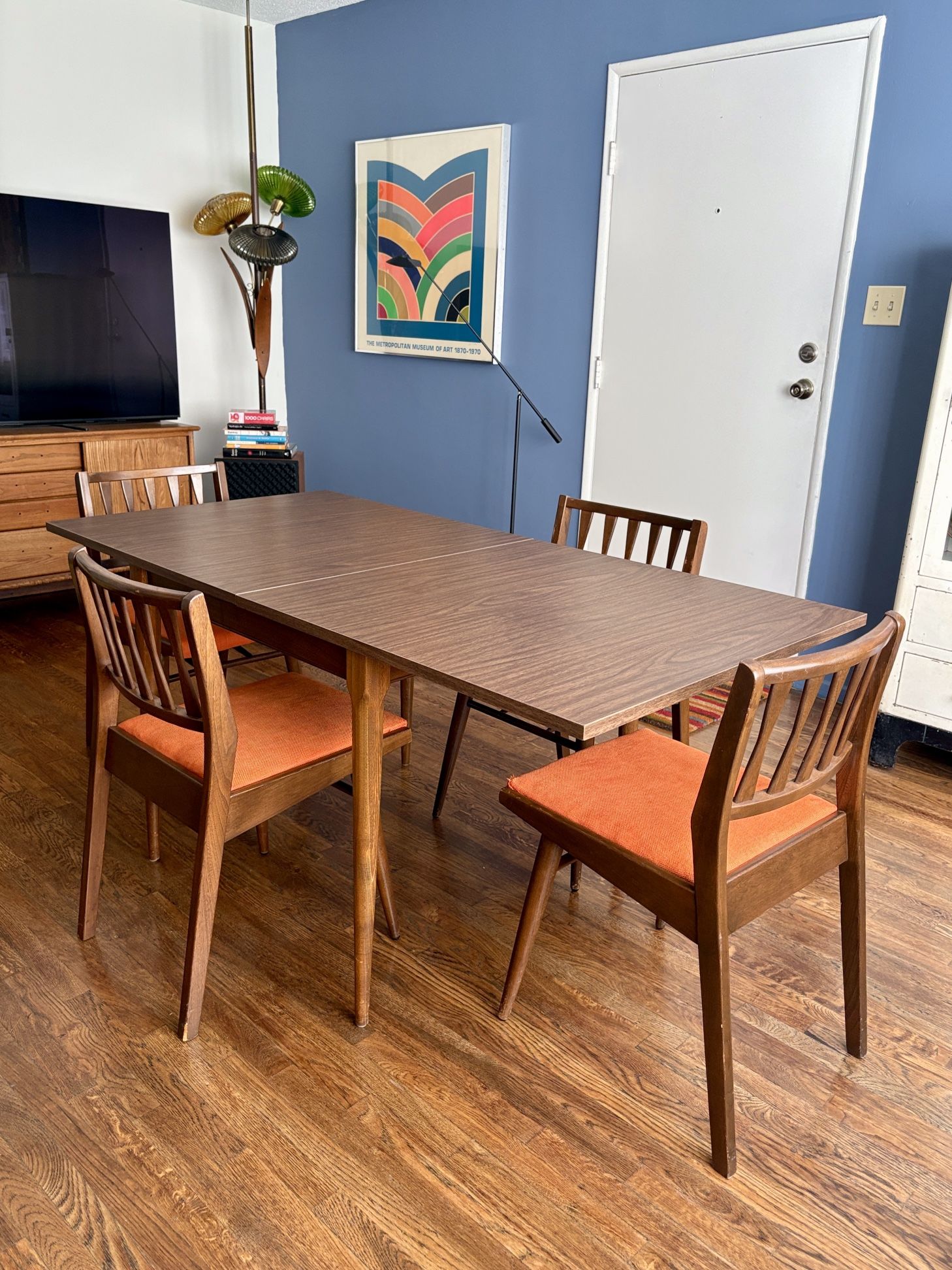 Mid Century Modern Extendable Table and Four Chairs