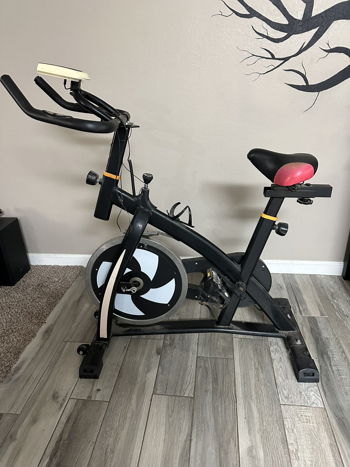 Nero sports bluetooth upright exercise bike indoor studio cycles aerobic training fitness cardio bike sale