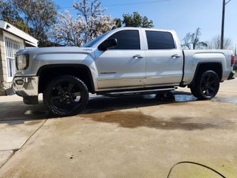 2016 GMC Sierra