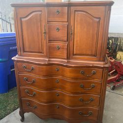 French Dresser 