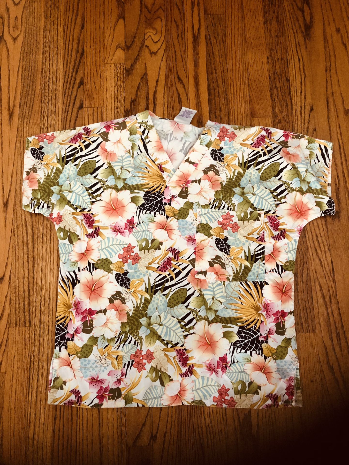 S.C.R.U.B.S Hawaiian Hibiscus Scrub Top Size S