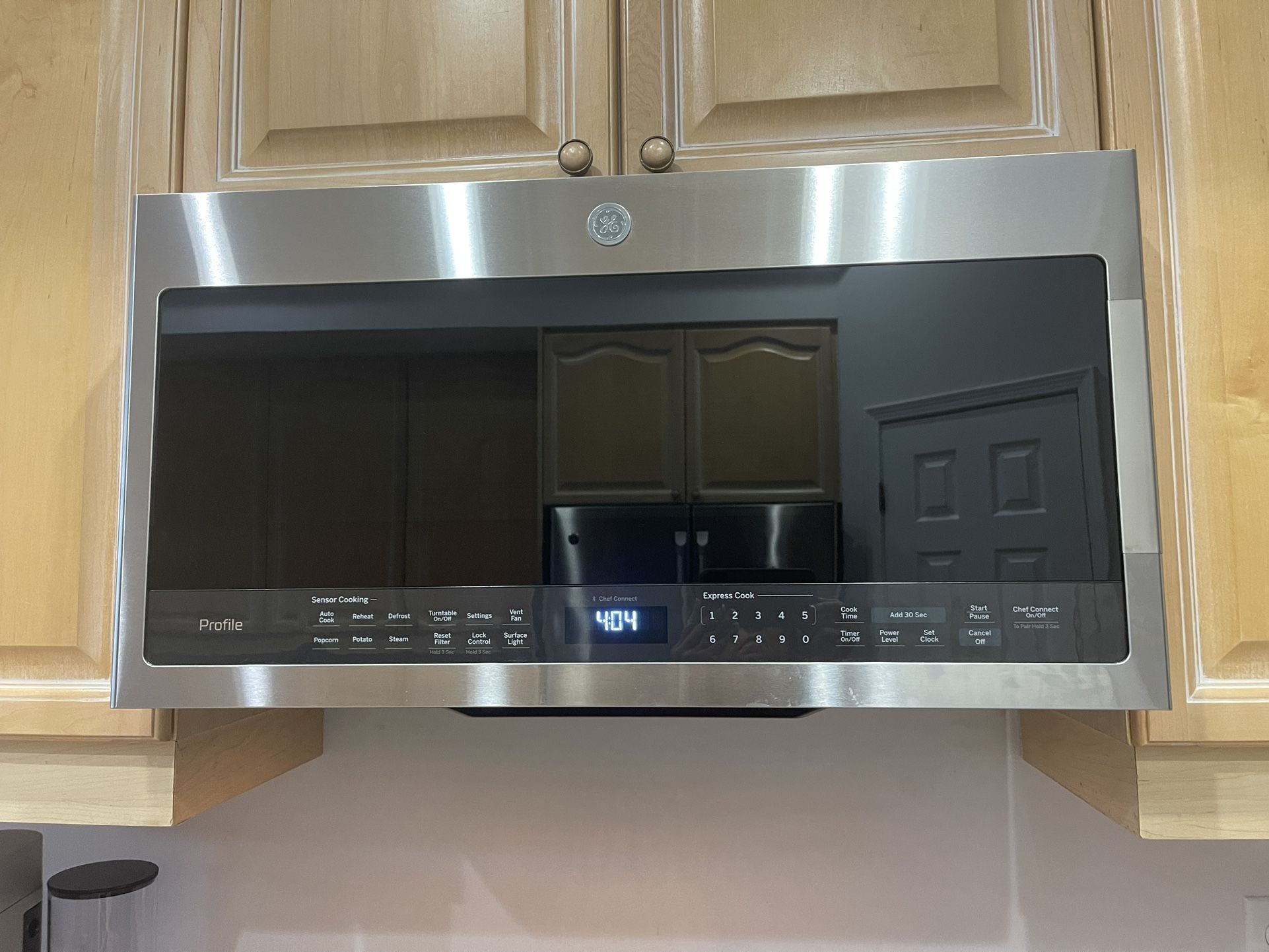 GE Appliances / Profile Stainless Steel 