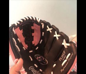 Rawlings girls baseball glove