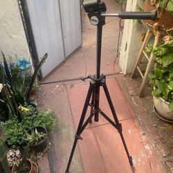 Profesional Stand For Camera & Video camera For A Mobile Device To Record Big Events