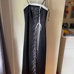 Beautiful Black Evening Dress 