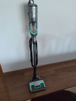 Shark vacuum