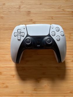 PlayStation 5 DualSense Wireless Controller