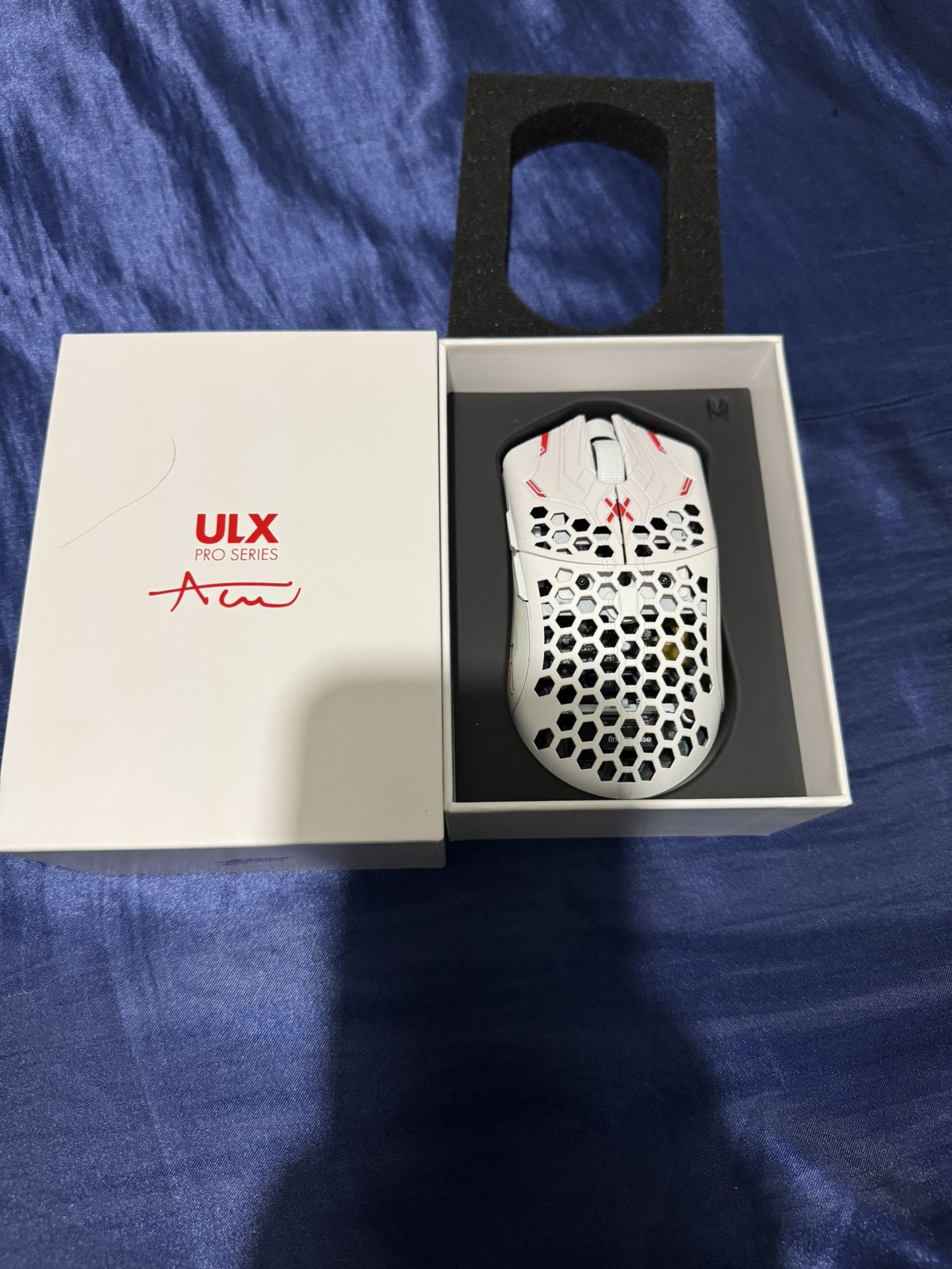 Finalmouse ULX PRO Series - Aceu Lion(M) FinalMouse ULX Pro Series 