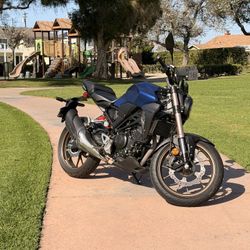 CB300r 