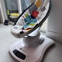 MamaRoo Baby Swing