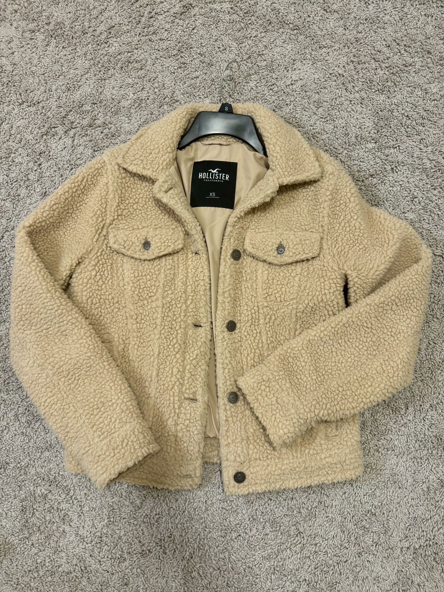 Beige Sherpa Hollister/ Women’s XS