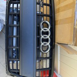 Audi S4 Grill Original/Factory