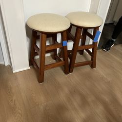 Bar Stools 
