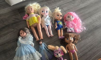 Large Lot of Assorted Dolls & PAW Patrol Plush (8 Items)