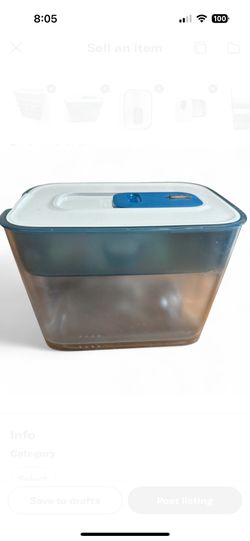 Brita Water Filtering Container 