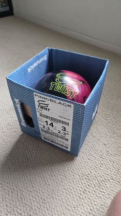 Brunswick Twist 14lb bowling ball