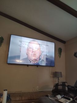 Sony 86-in TV perfect condition