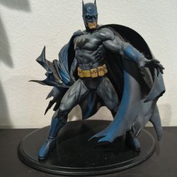 Batman Statue 12 Inch