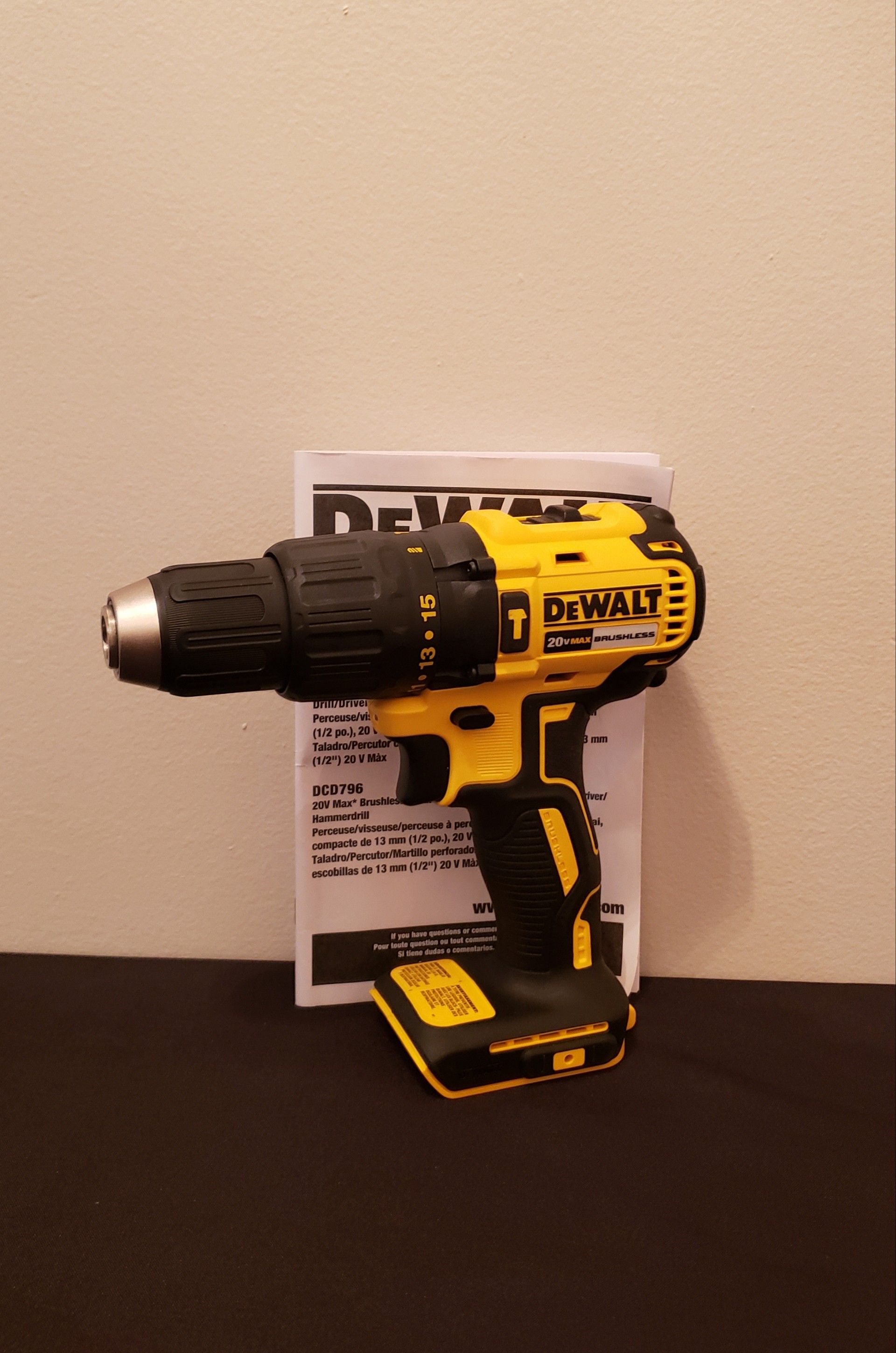 New Compact Drill Dewalt Brushless whit Hammer ONLY TOOL NO CHARGER OR BATTERIES FIRM PRICE