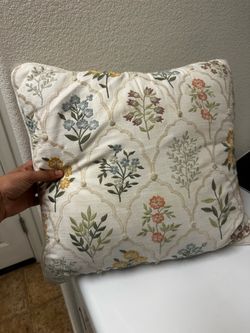Floral pillow