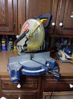 Ryobi Saw