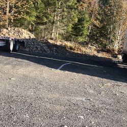 Semi Parking 300