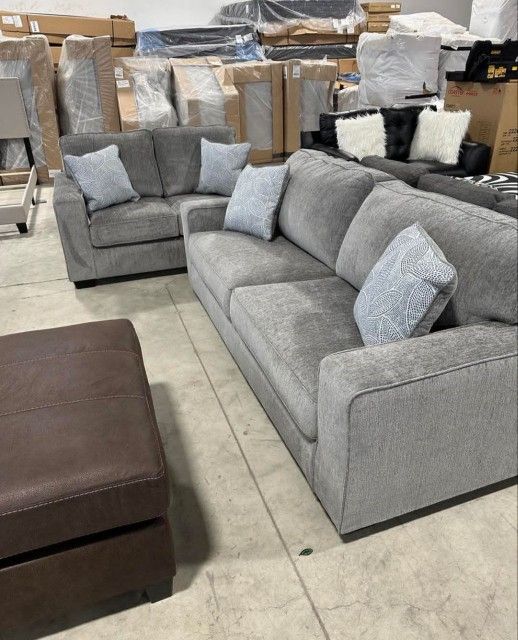 HOT DEAL 🤝 ASHLEY FURNITURE 👌ALTARI ALLOY LIVING ROOM SET(LOVESEAT &SOFA ) CHAIR AND OTTOMAN AVAILABLE