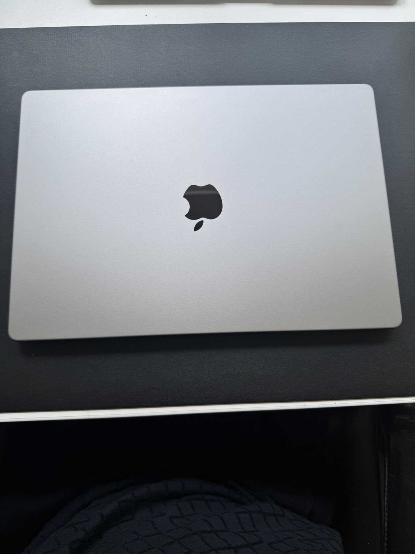 Apple MacBook M1 Pro