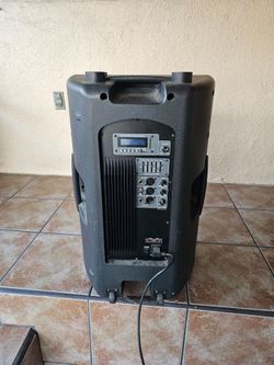 Speakers and mic