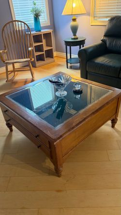 Coffee table  antique