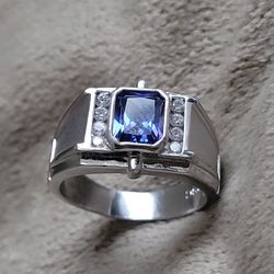 White Gold Diamond  Sapphire BRANDED Rsc 