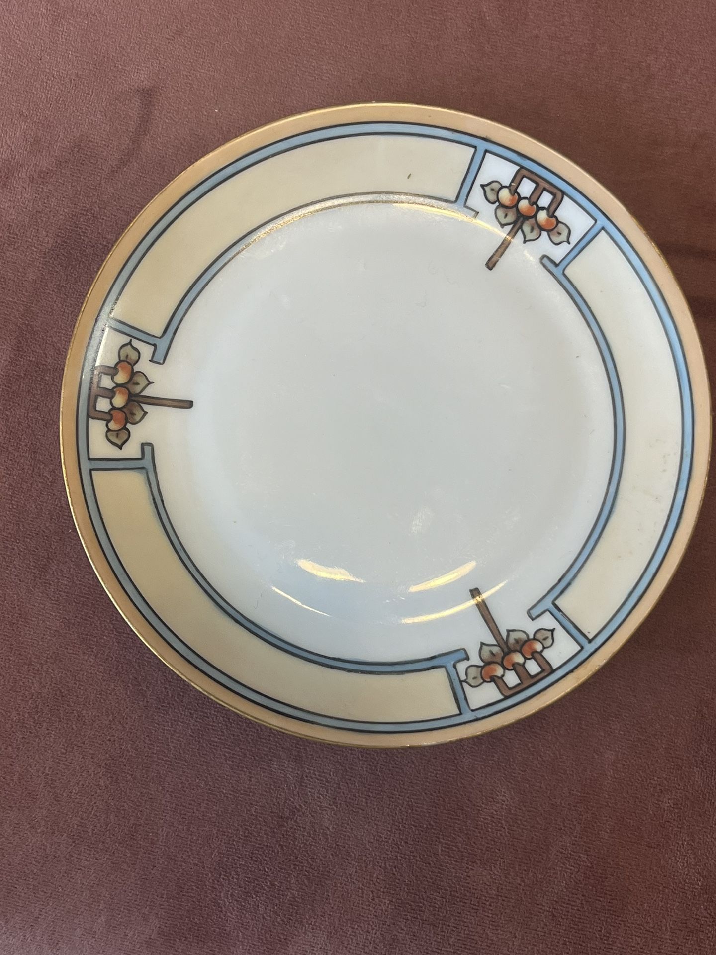 Antique Hutschenreuther Selb Bavaria RARE Design 6” Plate Fine China