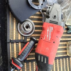 Milwaukee M18 7/9" Grinder (Tool Only)