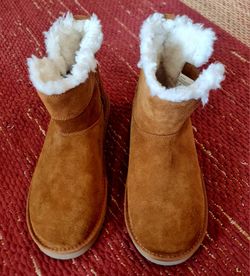Koolaburra By UGG boots